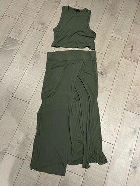 🌟 2/$50 🌟 7 For Mankind Olive Green Tank and Wrap Skirt Set
